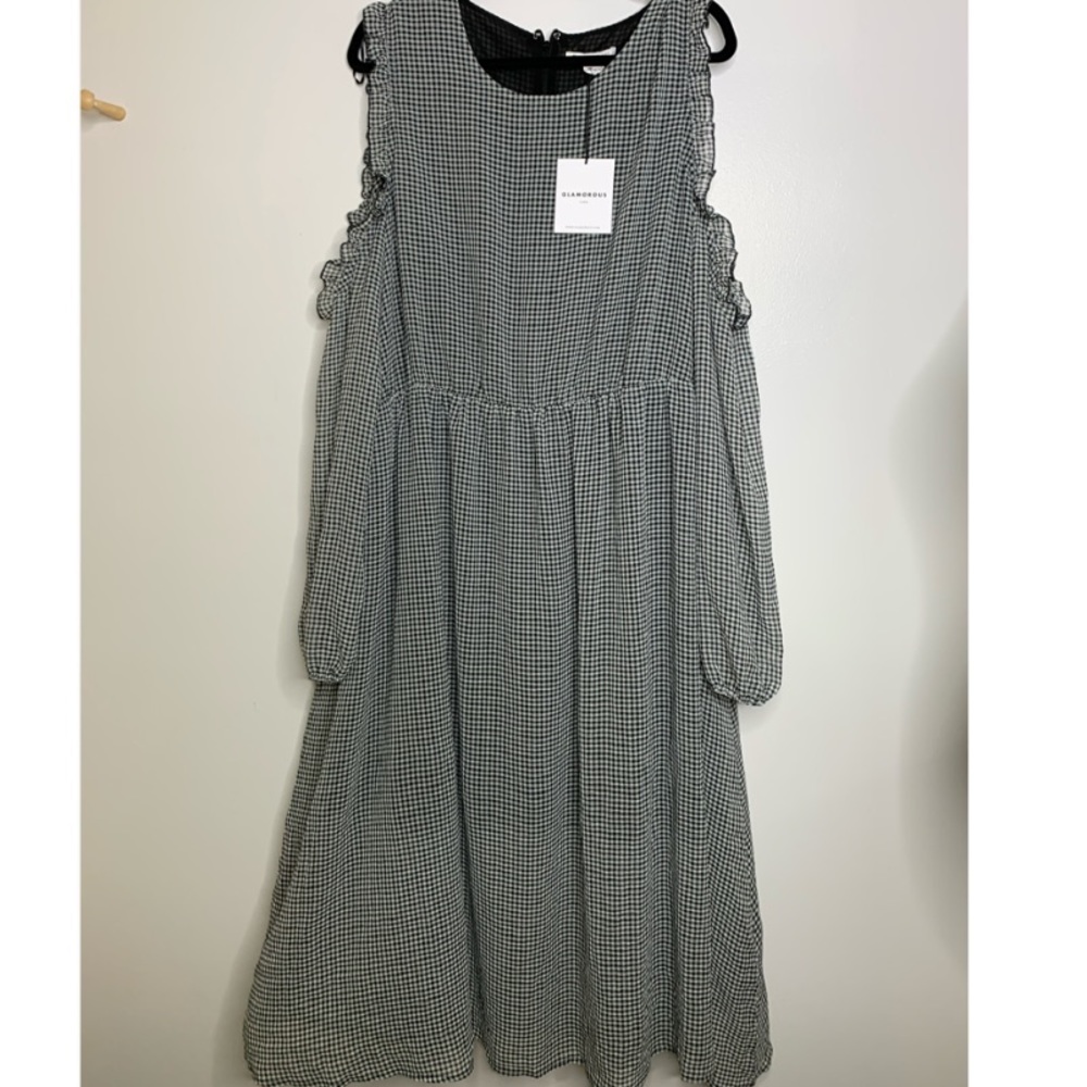 NWT glamorous curve long sleeve dress